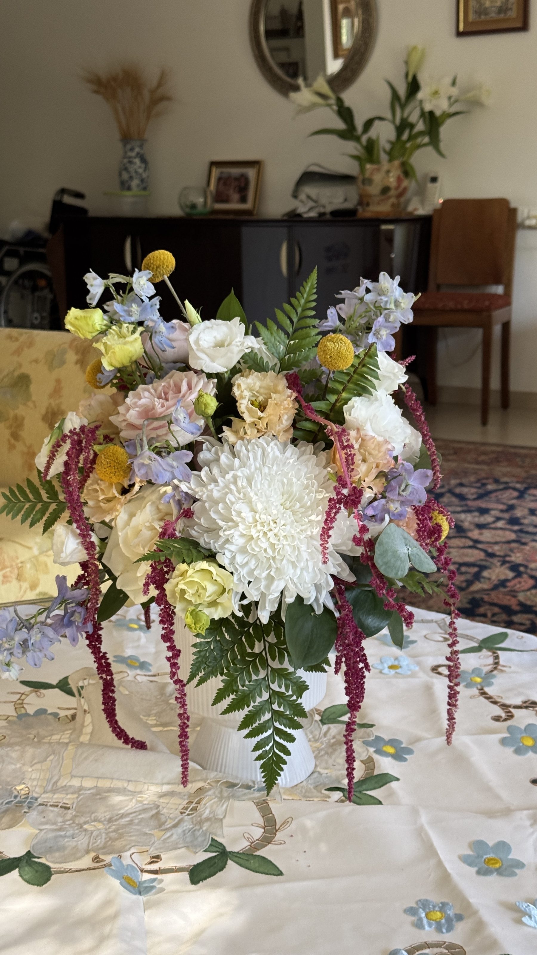 Bar floral arrangement